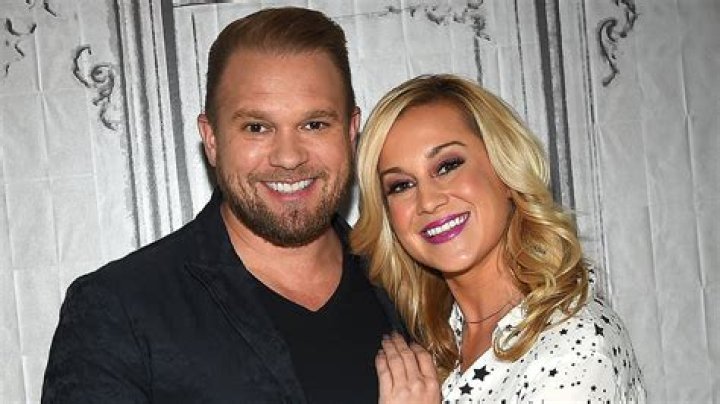 A Look Into Kellie Pickler And Kyle Jacobs Relationship
