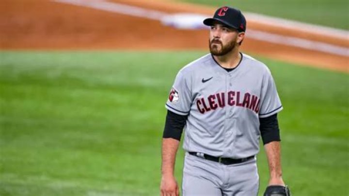 Aaron James Civale- Wiki, Age, Ethnicity, Girlfriend, Height, Net Worth, Career