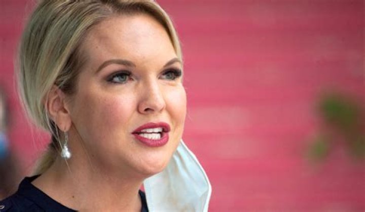 Abby Broyles- Wiki, Age, Height, Net Worth, Husband, Marriage