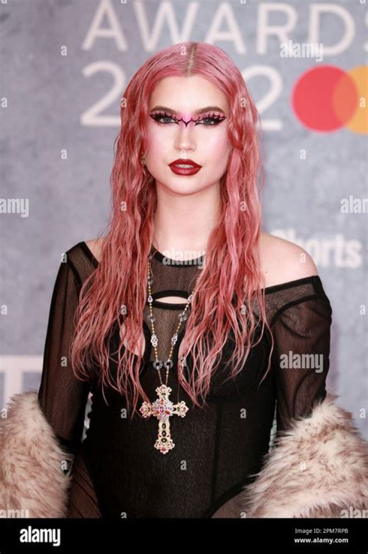 Abby Roberts- Wiki, Biography, Age, Height, Net Worth, Boyfriend