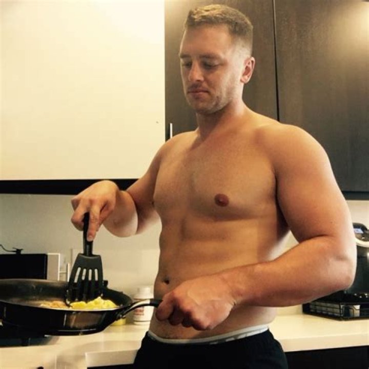 Adam Aalderks- Wiki, Age, Height, Net Worth, Girlfriend, Ethnicity