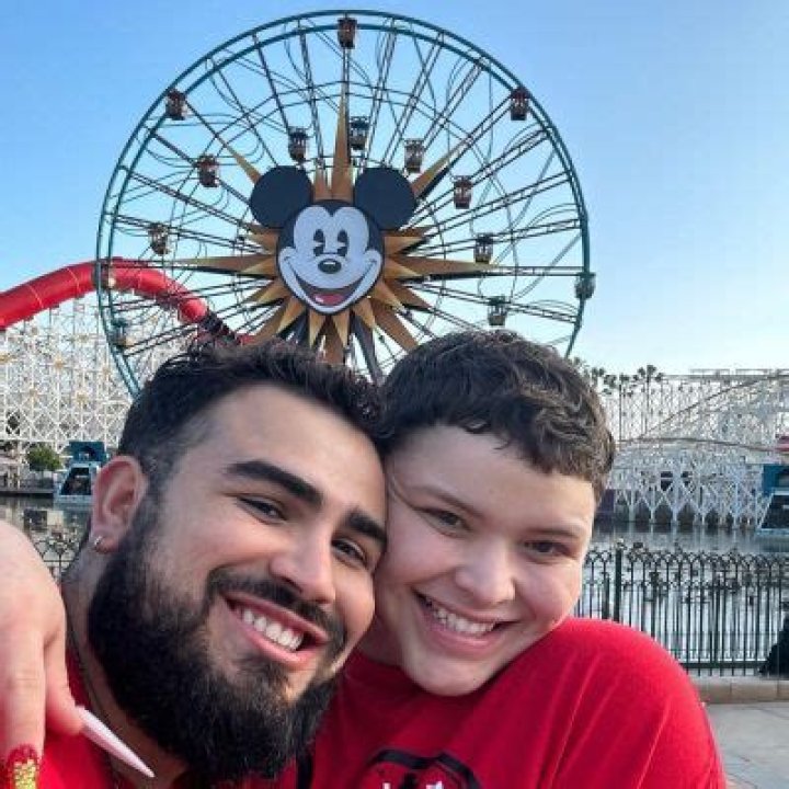 Adam Ray Boyfriend: Is She Dating Anyone Or Is She Gay? Family And Sexuality