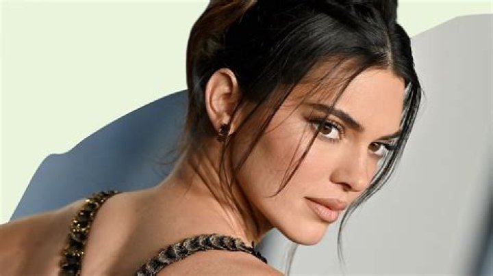 Who is Addison Kendall? Wiki, Age, Height, Net Worth, Boyfriend, Ethnicity