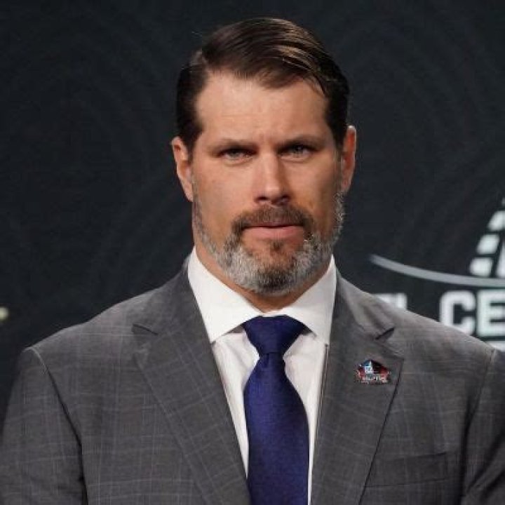 Aidan Hutchinson Family: Is He Related To Steve Hutchinson? Wiki And Relationship