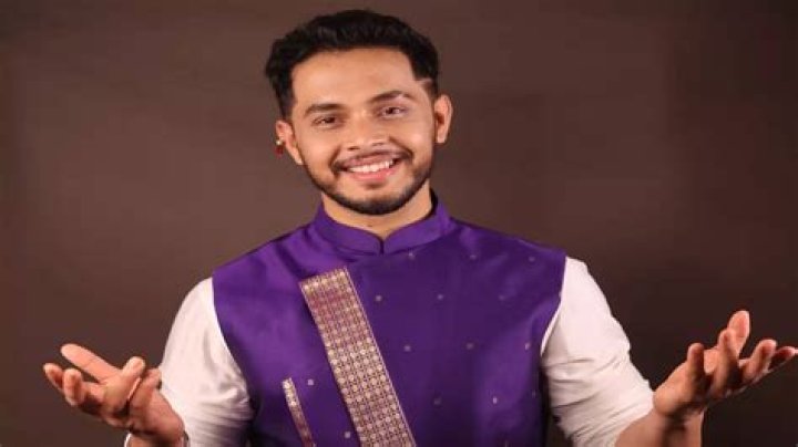 Akshay Kelkar- Wiki, Age, Height, Net Worth, Girlfriend, Ethnicity