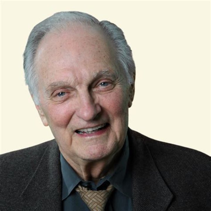 Alan Alda- Age, Net Worth, Height, Wife, Nationality
