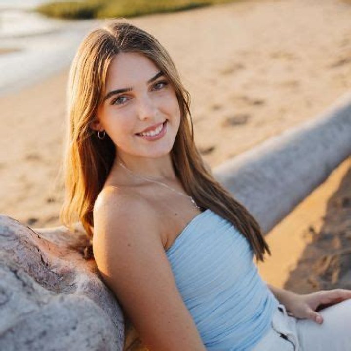 Alana Clements- Wiki, Age, Ethnicity, Boyfriend, Height, Net Worth, Career