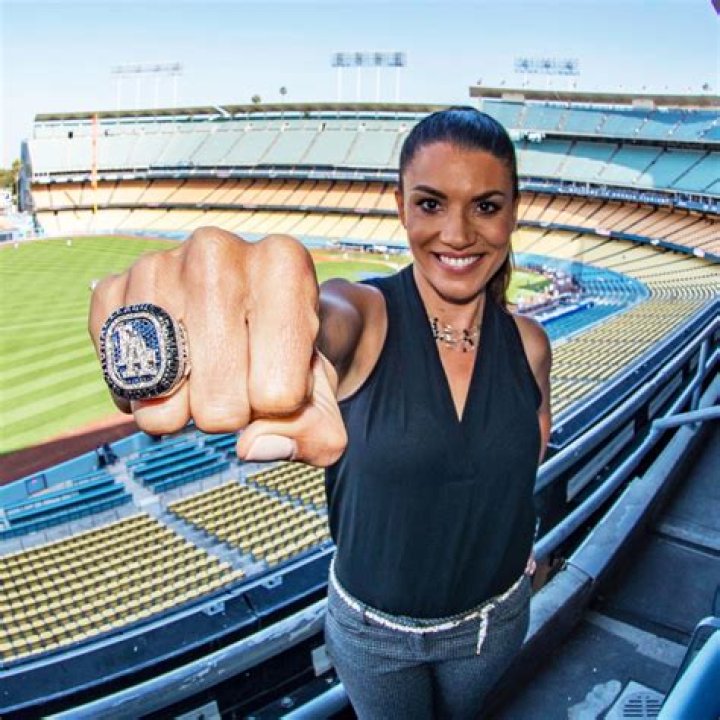 Who is Alanna Rizzo? Wiki, Age, Height, Net Worth, Husband, Marriage