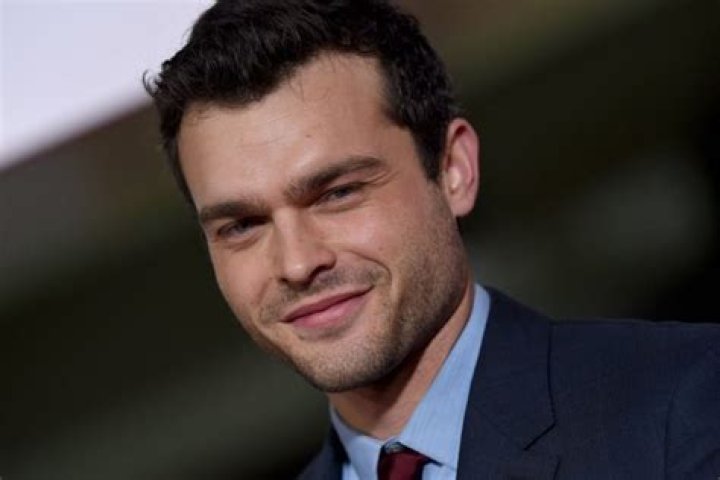 
Alden Ehrenreich- Wiki, Age, Height, Net Worth, Girlfriend, Ethnicity	