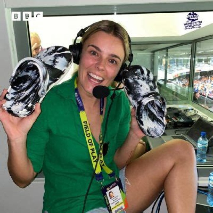 Alex Hartley Husband: Who Is She Married To? Ethnicity And Net Worth