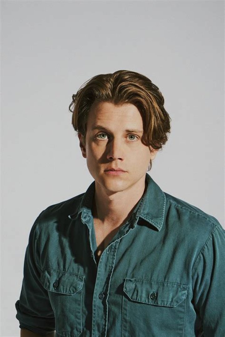 Alex Saxon- Bio, Age, Height, Net Worth, Wife, Marriage