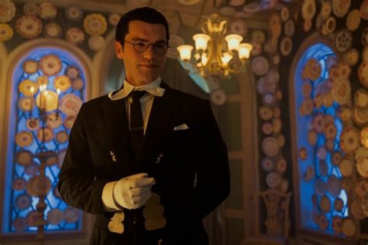 Alexander Maniatis- Wiki, Bio, Age, Height, Girlfriend, Net Worth