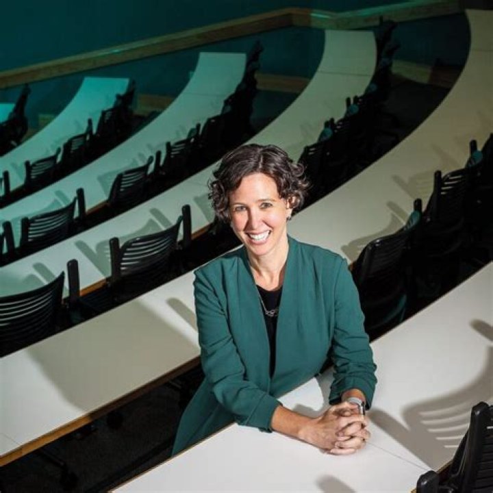 Alexis Abramsonn- Age, Height, Boyfriend, Net Worth, Ethnicity