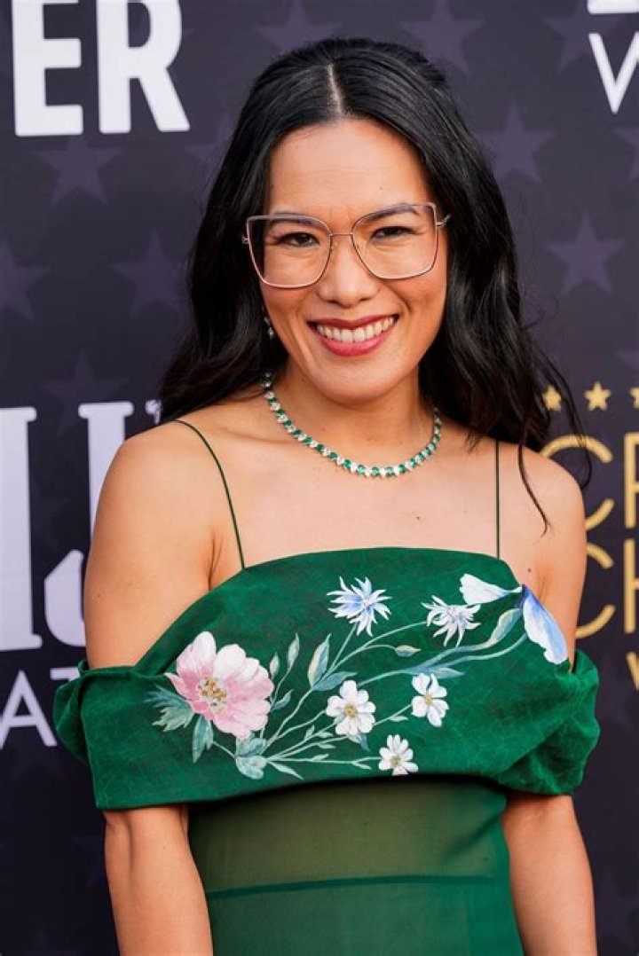 Ali Wong- Age, Net Worth, Height, Husband, Career, Ethnicity, Career