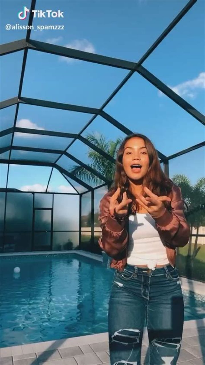 Alisson Sister Forever- Net Worth, Bio, Age, Boyfriend, Height, Ethnicity