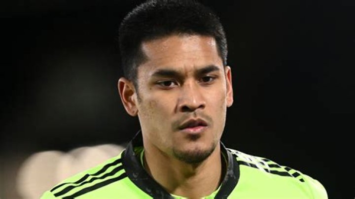 Alphonse Areola- Wiki, Age, Height, Wife, Net Worth, Ethnicity, Career