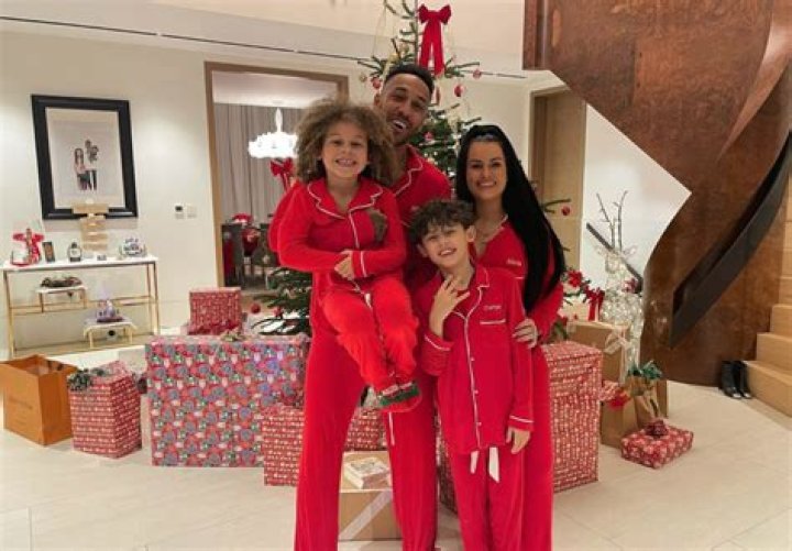 Alysha Behague- Wiki, Age, Husband, Ethnicity, Net Worth, Height, Career