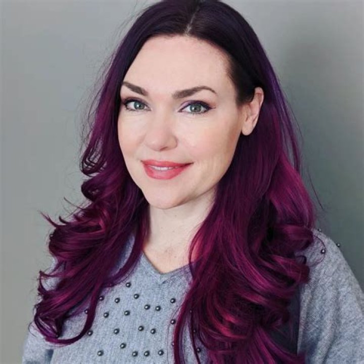 Amanda Day- Net Worth, Bio, Age, Husband, Ethnicity, Career