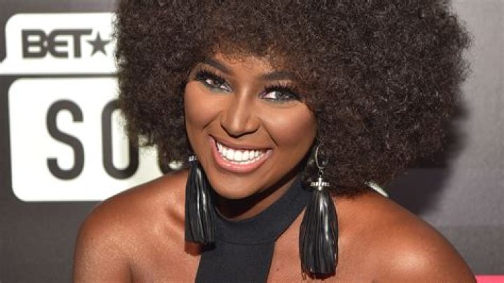 Who is Amara La Negra? Wiki, Age, Husband, Net Worth, Height, Ethnicity