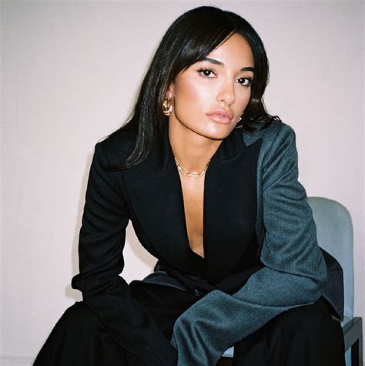 Amina Muaddi- Wiki, Age, Height, Net Worth, Boyfriend, Dating