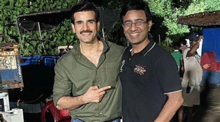 Amit Lodha- Wiki, Age, Height, Net Worth, Wife, Ethnicity