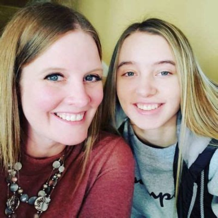 Amy Dettbam- Wiki, Age, Ethnicity, Husband, Net Worth, Height