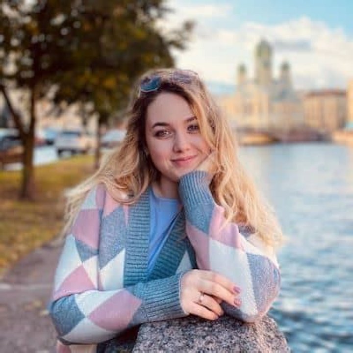 Anastasiia Galashina- Wiki, Age, Height, Net Worth, Husband, Ethnicity