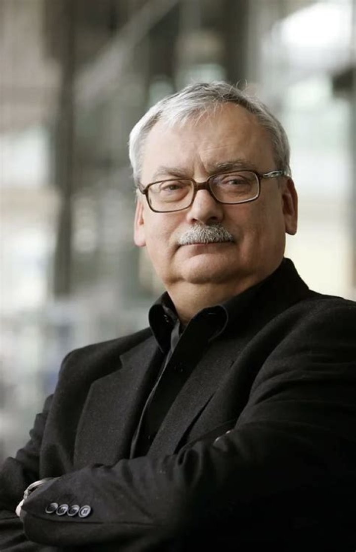 Who is Andrzej Sapkowski? Wiki, Age, Ethnicity, Wife, Height, Net Worth, Career (Biographygist)