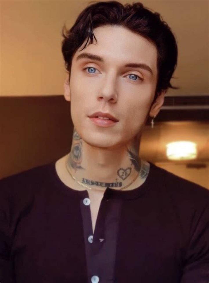 Who Is Andy Biersack? Wiki, Age, Height, Net Worth, Girlfriend, Ethnicity