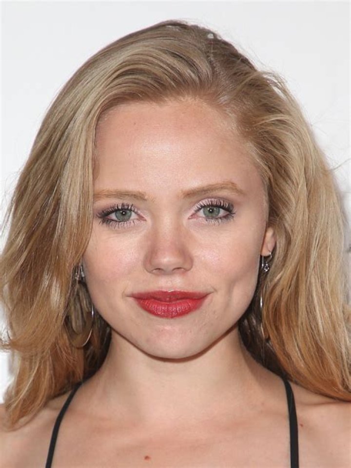 Annalisa Cochrane- Wiki, Age, Height, Boyfriend, Net Worth, Ethnicity, Career