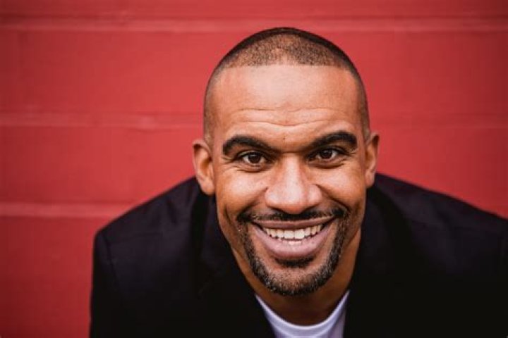 Anthony Trucks- Age, Net Worth, Height, Wife, Career