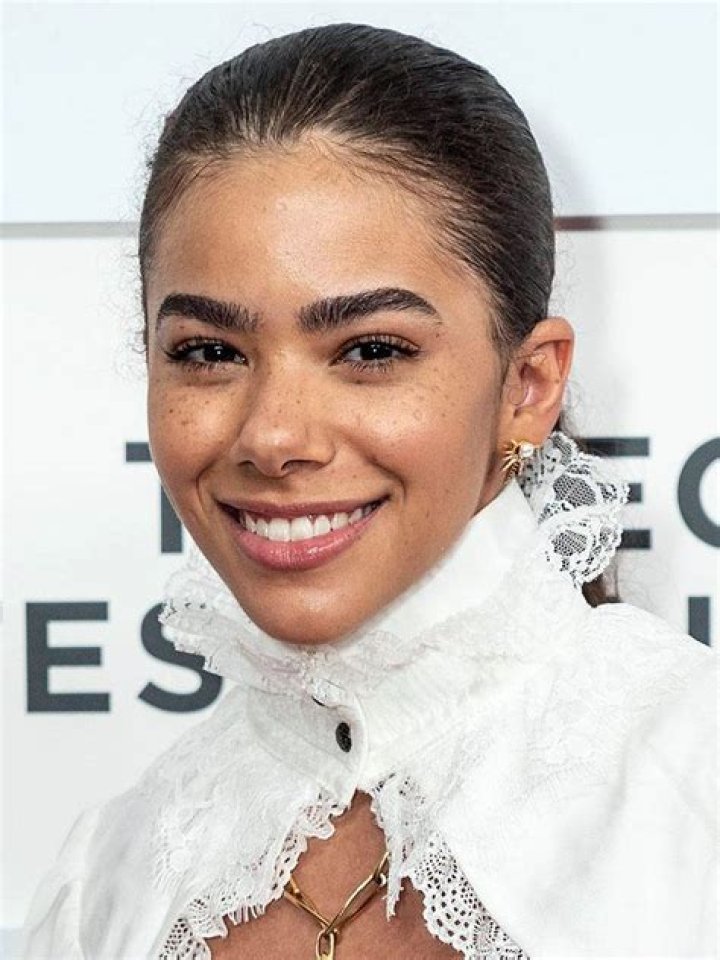 Antonia Gentry- Wiki, Age, Family, Net Worth, Boyfriend, Career