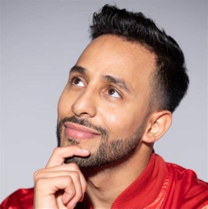 Anwar Jibawi- Net Worth, Age, Bio, Height, Weight, Girlfriend, Instagram, Career