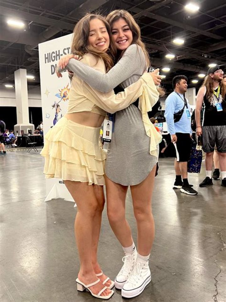 Aruuu- Wiki, Age, Height, Net Worth, Boyfriend, Dating