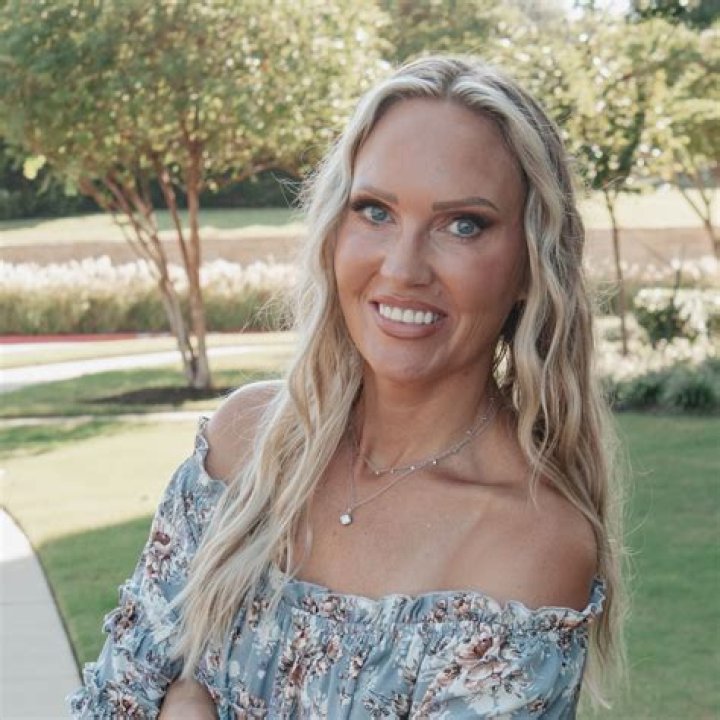 Ashley Zuber- Age, Net Worth, Height, Boyfriend, Career, Ethnicity