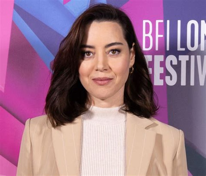 Aubrey Plaza- Bio, Wiki, Age, Height, Weight, Net Worth, Relationship