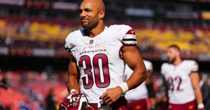 
Austin Ekeler- Wiki, Age, Height, Net Worth, Girlfriend, Ethnicity	