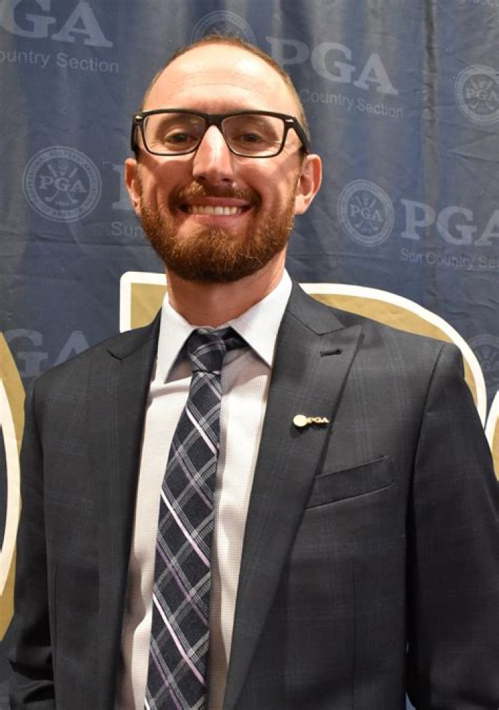 Austin Wallace- Age, Net Worth, Height, Girlfriend, Career