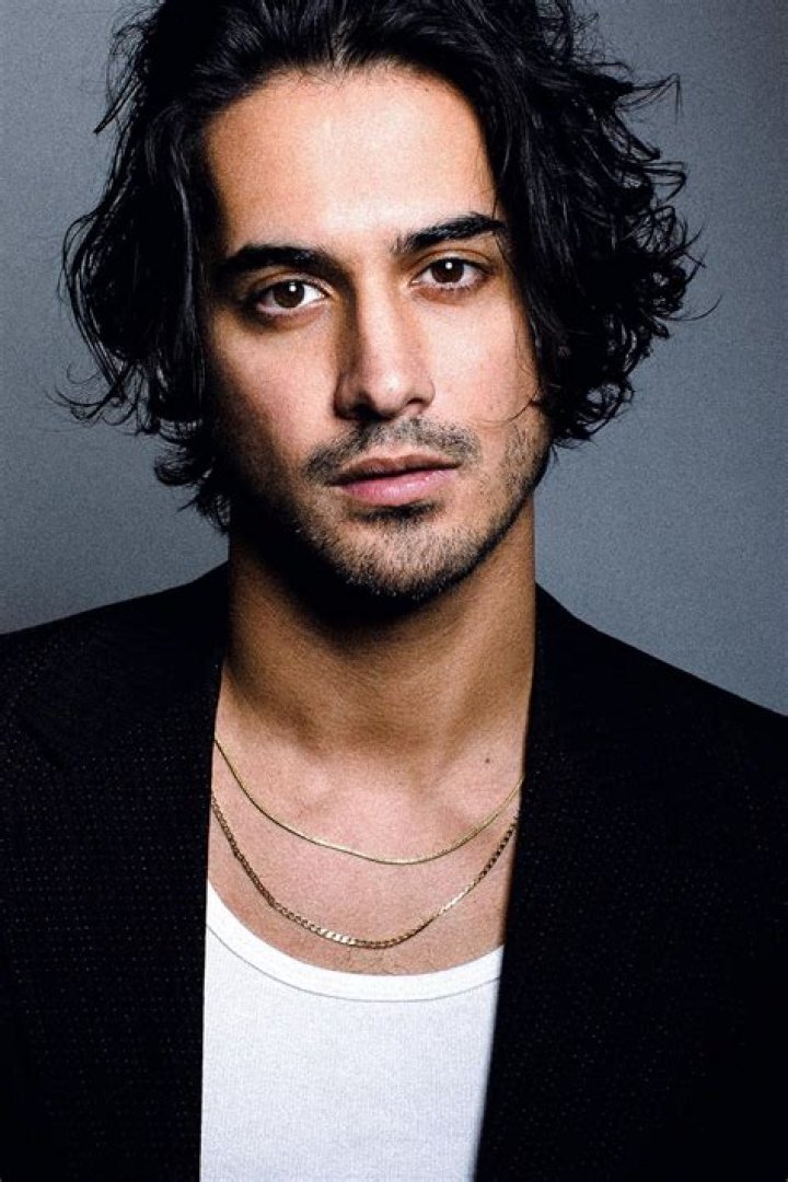 Avan Jogia- Net Worth, Bio, Age, Height, Ethnicity, Instagram, Girlfriend