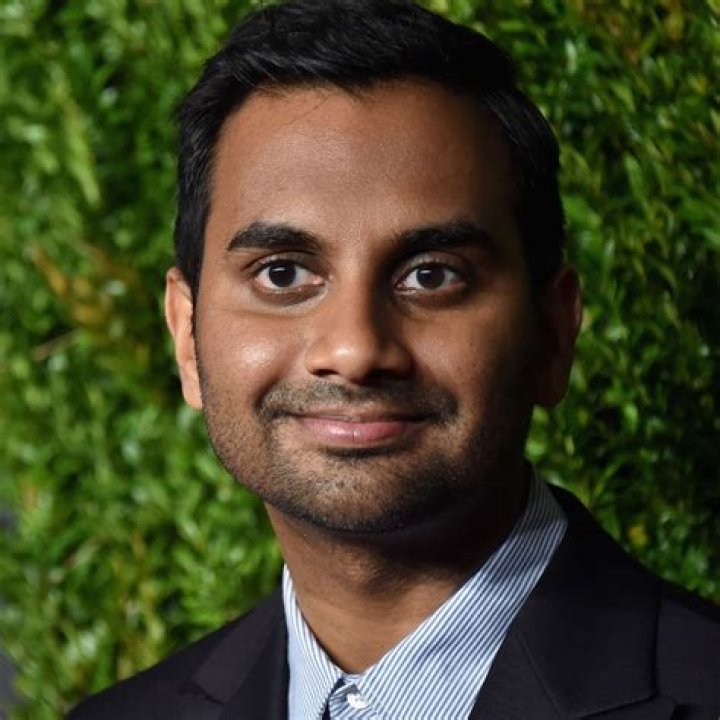 Aziz Ansari- Net Worth, Age, Ethnicity, Girlfriend, Height, Career