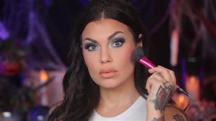 Bailey Sarian- Age, Height, Boyfriend, Net Worth, Ethnicity