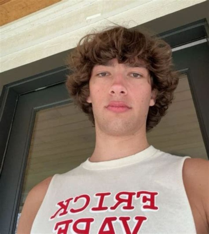 Baylen Levine- Wiki, Age, Height, Girlfriend, Net Worth, Ethnicity