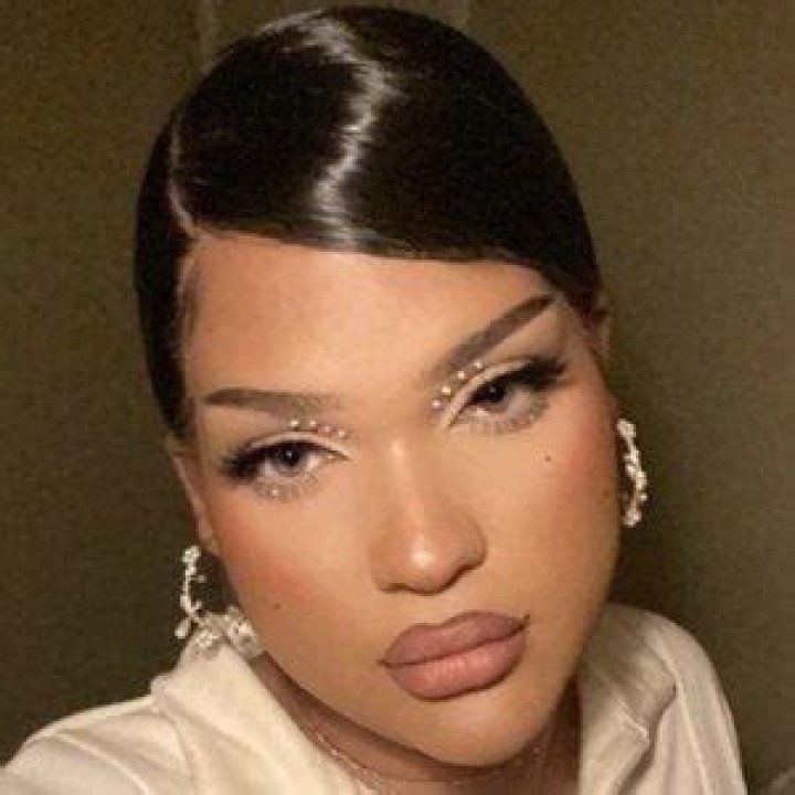 Bbabyigz- Bio, Age, Height, Net Worth, Boyfriend, Ethnicity, Career