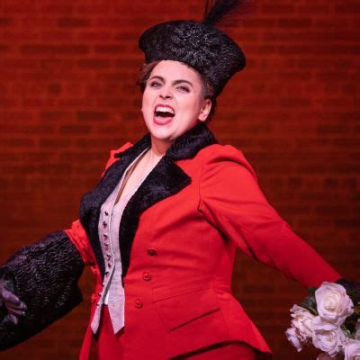 Beanie Feldstein Announced That She Is Leaving The Show “Funny Girl”