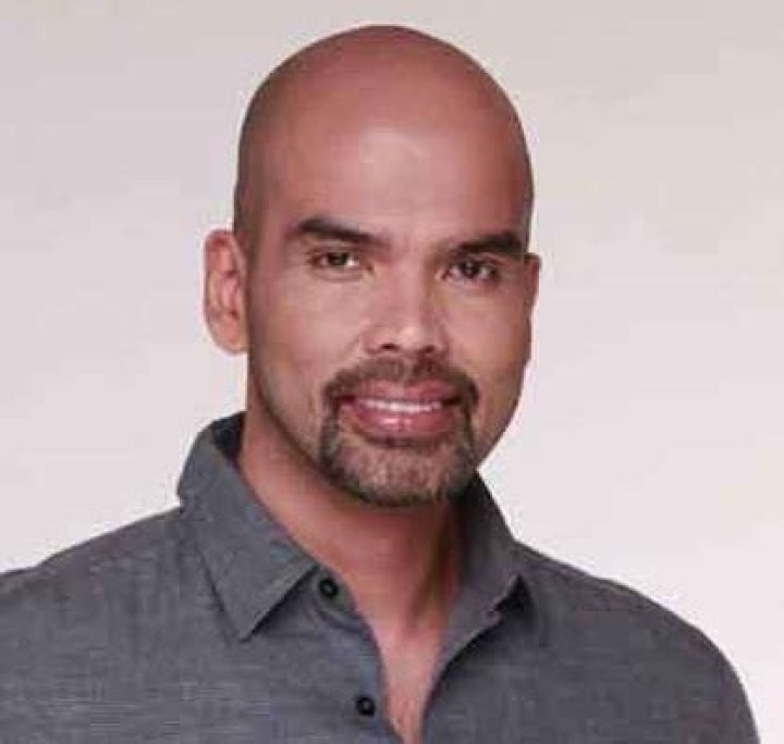 Benjie Paras- Age, Wife, Height, Net Worth, Nationality