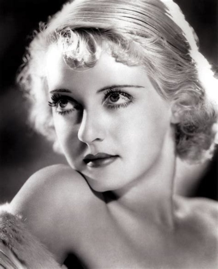 Bette Davis- Wiki, Biography, Nationality, Ethnicity, Net Worth, Height, Career