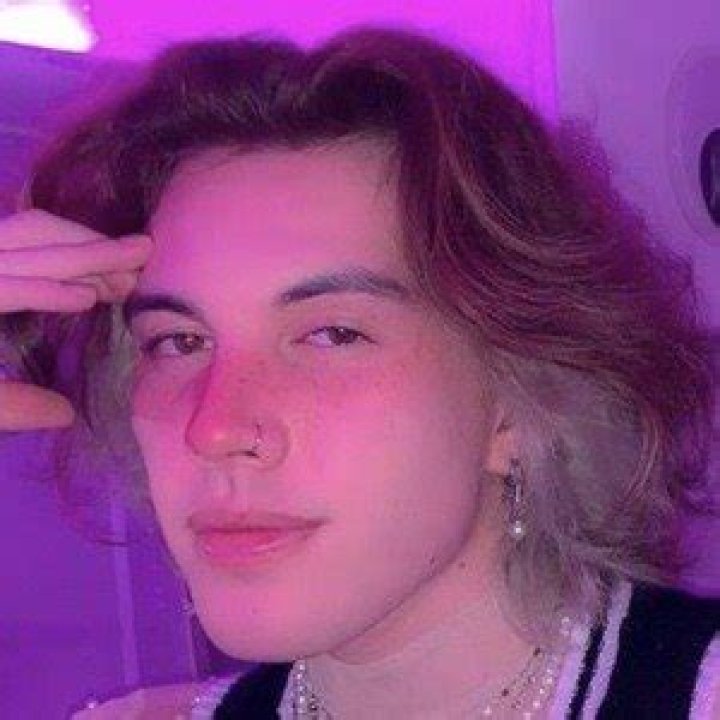 Billyuwu- Age, Height, Net Worth, Girlfriend, Career, Nationality