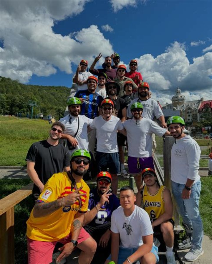 Bongizzlez- Biography, Age, Height, Net Worth, Girlfriend, Dating