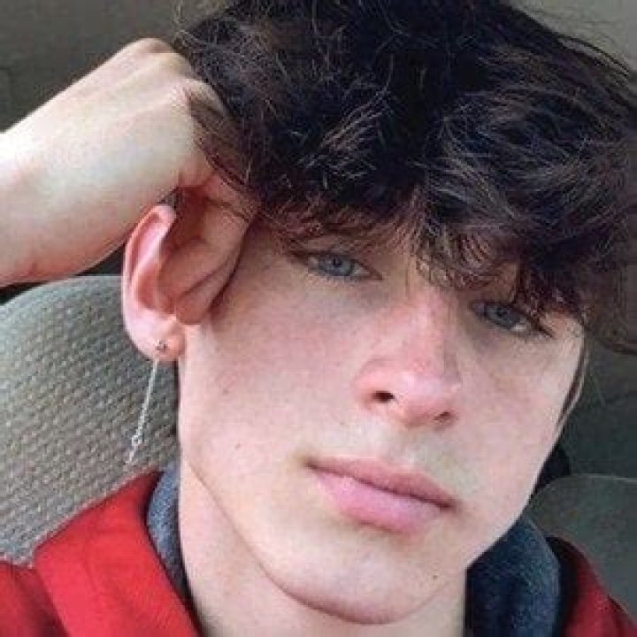 Brad Schemmel- Net Worth, Wiki, Age, Girlfriend, Ethnicity, Height, Career