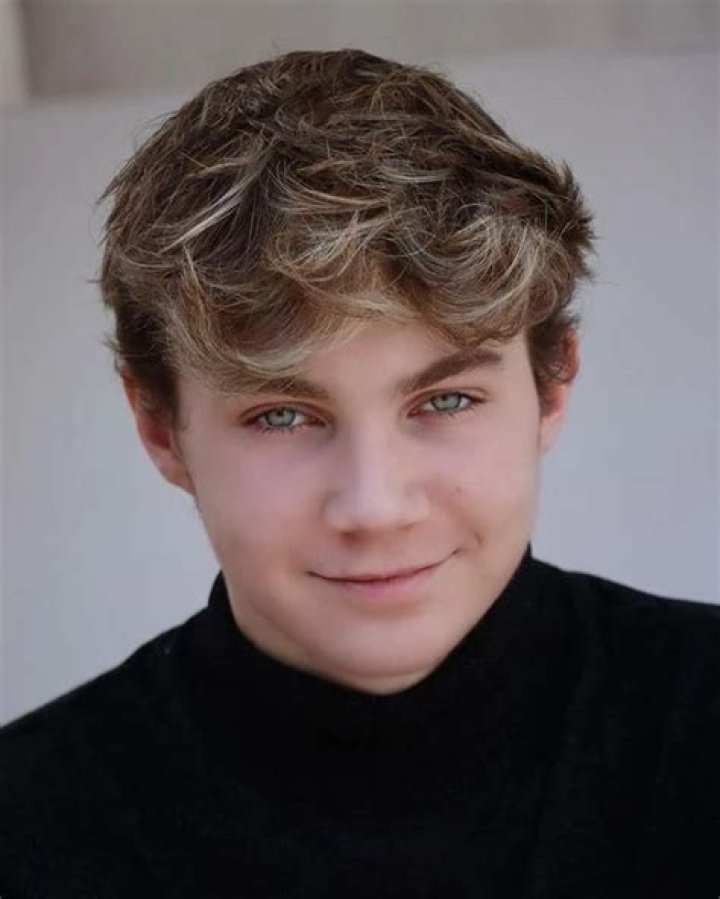 Brady Farrar- Net Worth, Bio, Age, Nationality, Height, Girlfriend, Career